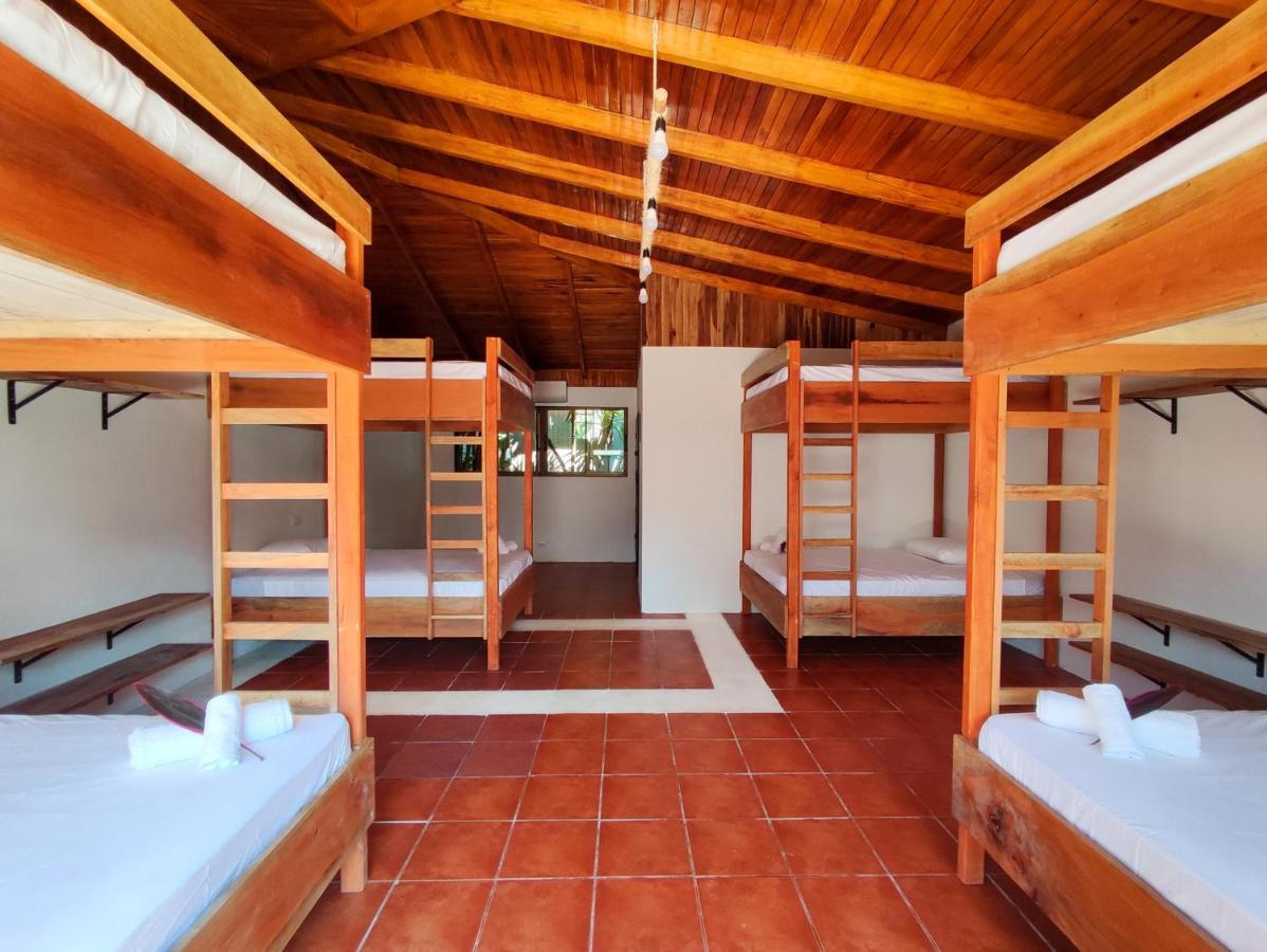 Ico Living Hostel Playa Santa Teresa  外观 照片