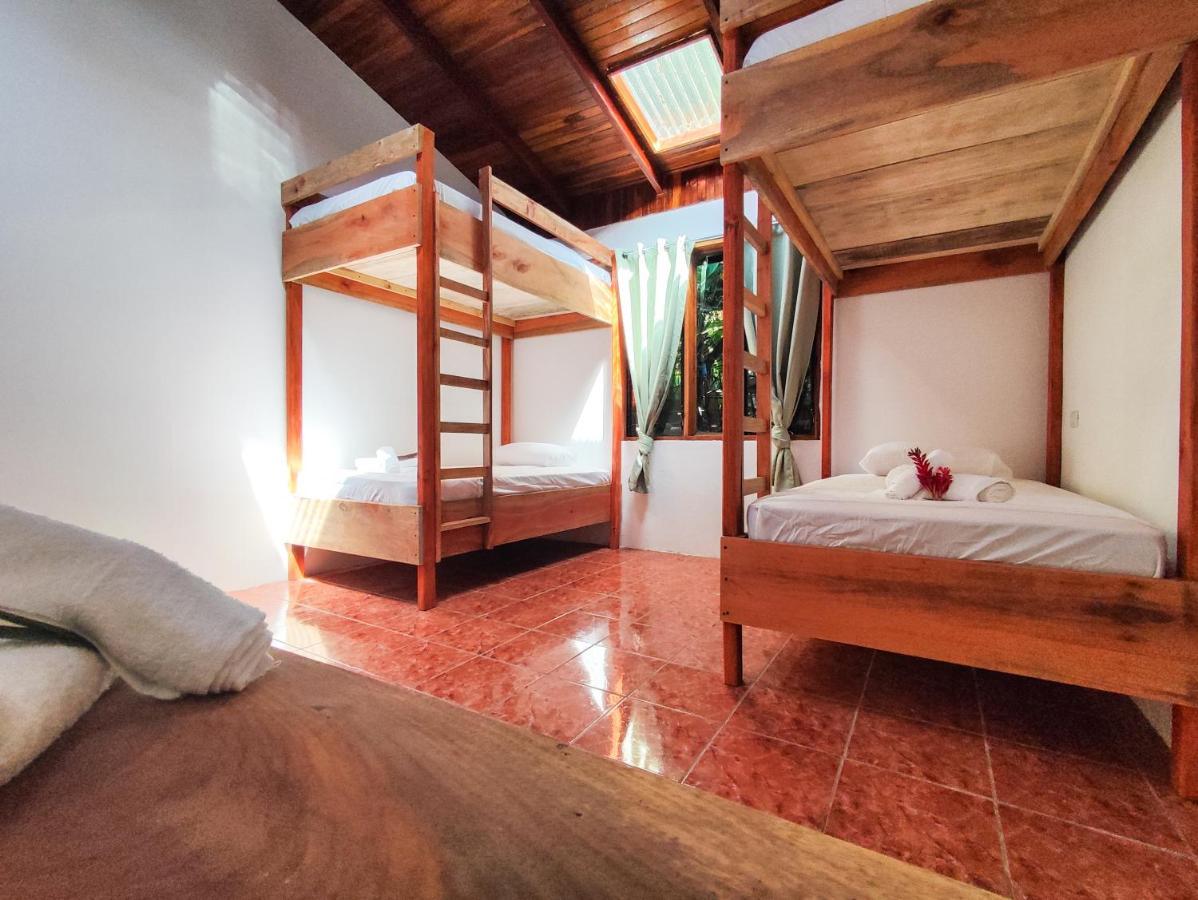 Ico Living Hostel Playa Santa Teresa  外观 照片